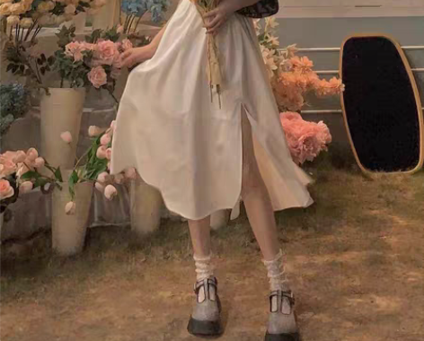 转卖DREAM SEVEN77 短袖连衣裙...