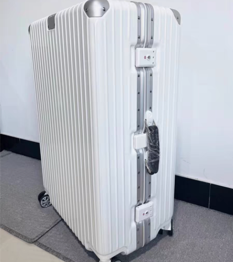 包邮【001】网银严选 铝框pc 旅行箱行...