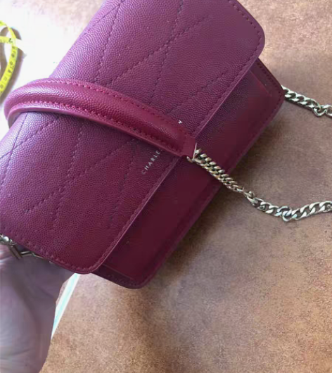 小ck包包吸扣式，长19高16宽7左右，背...