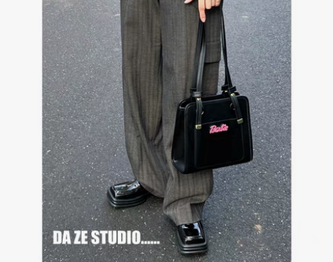 转卖MCDODO定制 2022新款潮斜挎包...