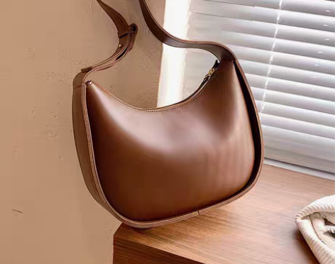 转卖小众腋下包洋气小包包女百搭通勤单肩包2...