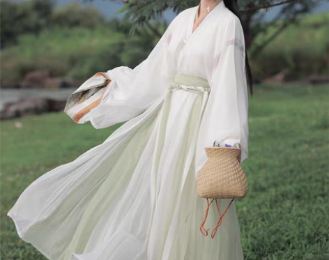 转卖五五年原创汉服女晋制交领襦裙三件套装魏...