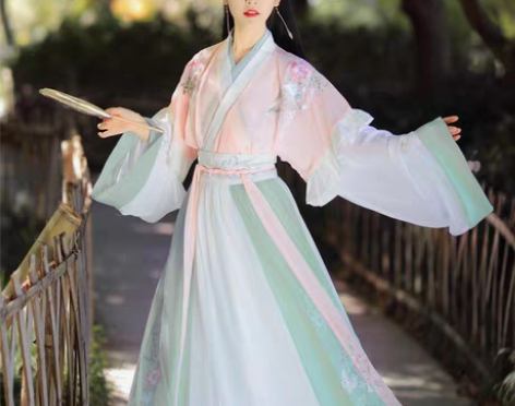 转卖【年货价】搭夫人正品原创汉服女魏晋风三...