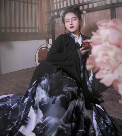 包邮#汉服古装 三件套S码 胖了穿不下了，...