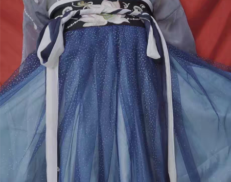 裳云兮汉服，本人实拍图，穿过一次拍照，几乎...