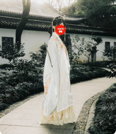 出五五年家的汉服，m码，穿一洗一 感兴趣的...