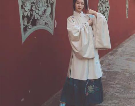 转卖池夏 岁寒:松寒客 原创设计改良汉服 ...