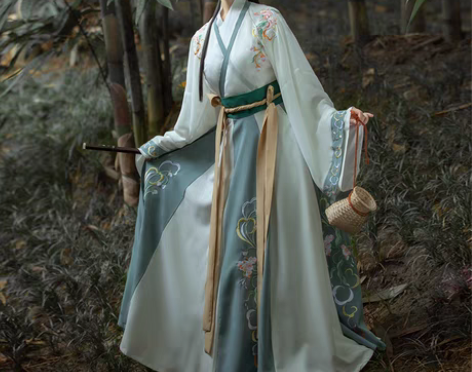 转卖【狂欢价】笑寒千韵岗原创传统中国风汉服...