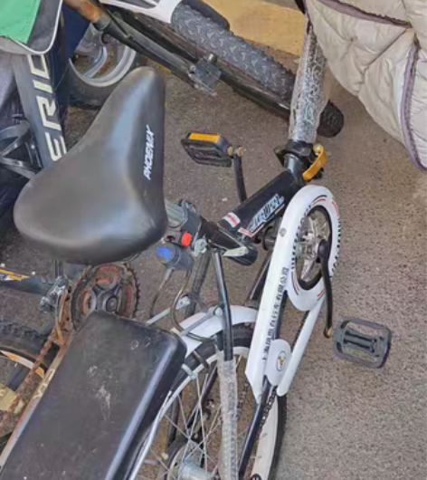 便宜卖了！！！凤凰折叠黑色成人儿童自行车，...