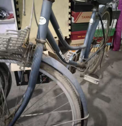 山地自行车折叠自行车出售 感兴趣的话点“我...