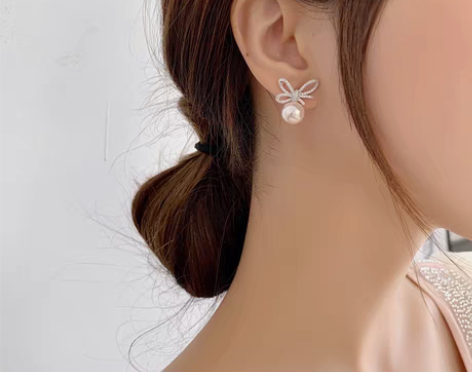 转卖仿珍珠耳环蝴蝶结耳钉女韩国时尚气质优雅...