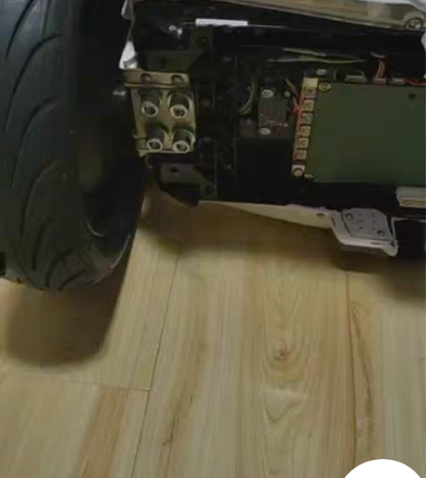 智能平衡车，儿童车，几寸的不知道，直径25...