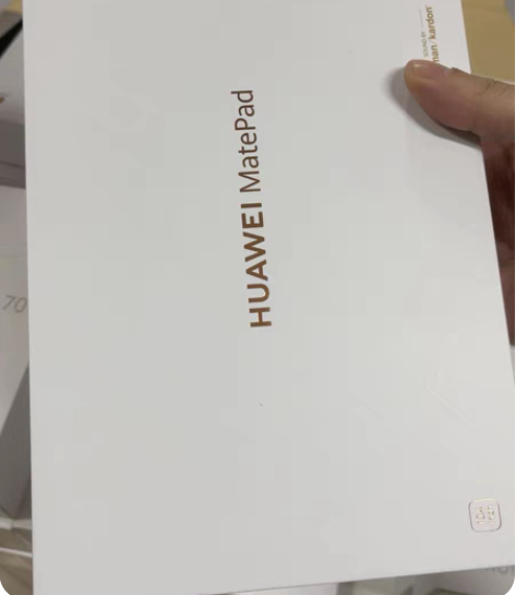 华为Mate Pad 平板4?64 嘎嘎新...
