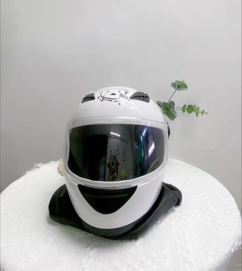 包邮捡漏啦！清仓处理一批头盔冬季防寒保暖电...