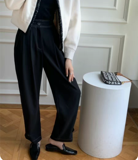 包邮阿玛施 全新 黑色修身显瘦连衣裙女 专...