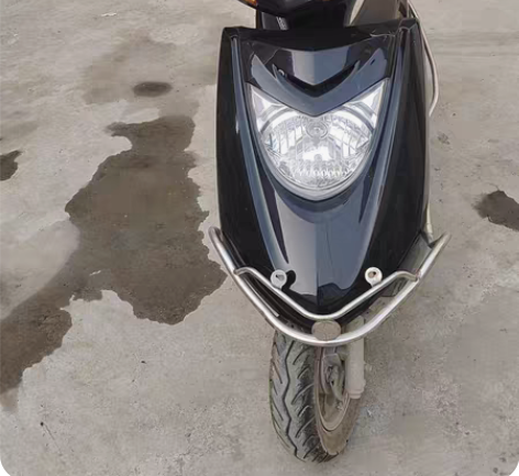 雅马哈踏板摩托车，几乎全新，一直放着没用过...