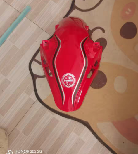 出售小迅龙前挡泥板，全新未使用。 感兴趣的...