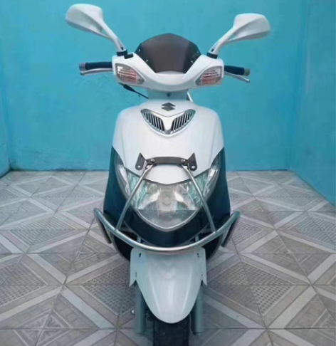 包邮二手摩托车，踏板车，女装车铃木红巨星1...