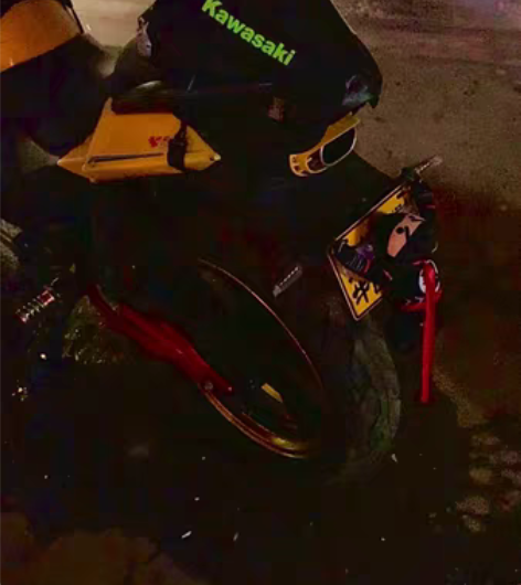 改装的大黄蜂，没半点毛病。改咆哮声浪！特省...