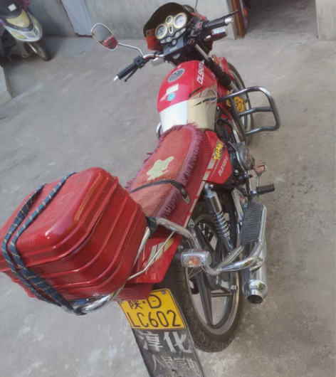 大力神摩托车125cc，2009年购买，一...