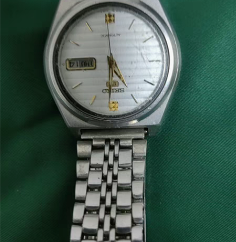 精工手表走时包邮 感兴趣的话点“我想要”和...