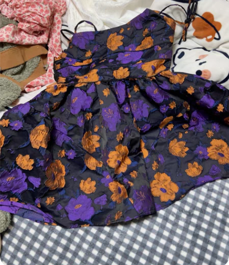 包邮碎花吊带裙2022新款气质甜美收腰显瘦...