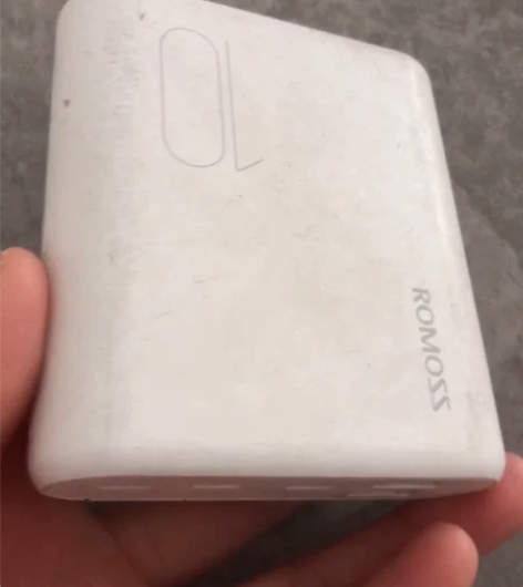 包邮罗马仕原装10000毫安充电宝，二手非...