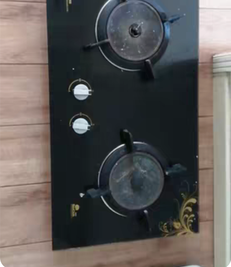 红日天然气灶，替换下来的，左边灶眼不容易打...