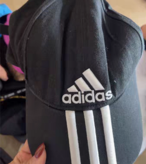 包邮Adidas阿迪达斯帽子带过挺多回的了...