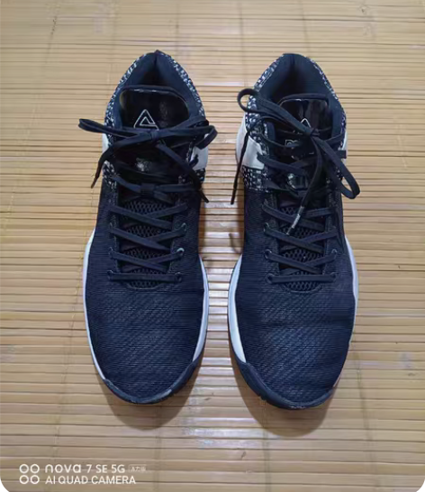 43码     正品匹克运动鞋    实物...