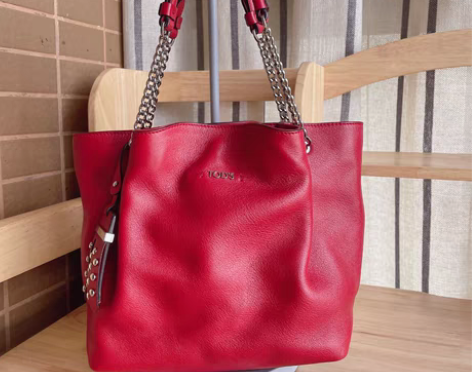 包邮捡漏啦，99新，TODS全牛皮斜挎/单...