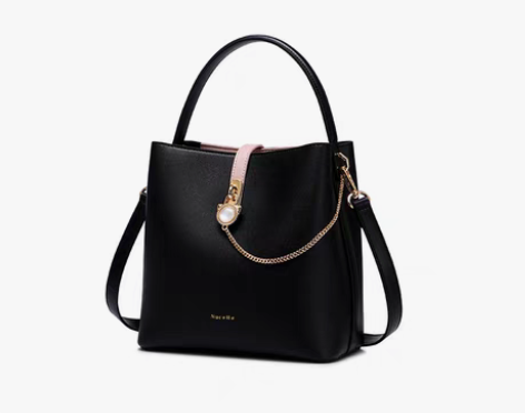 转卖NU纽芝兰包包2020新款水桶包挎包时...