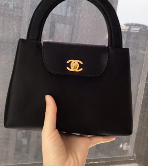 chanel香奈儿缎面手提kelly中古包...