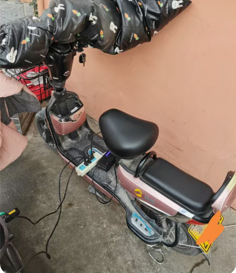 新蕾电动车48V20A电瓶，手续齐全。 感...