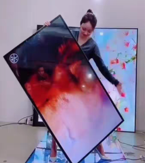 包邮因民宿搬迁转让30台全新80寸电视机液...