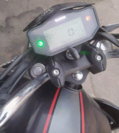 二手钱江贝纳利150摩托车！19年上牌！手...