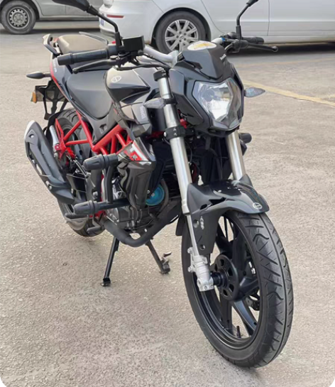 21年贝纳利红宝龙150，手续齐全，跑了7...