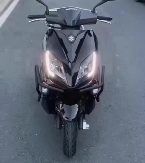 包邮新货[色]国四电喷铃木UY125，最顶...