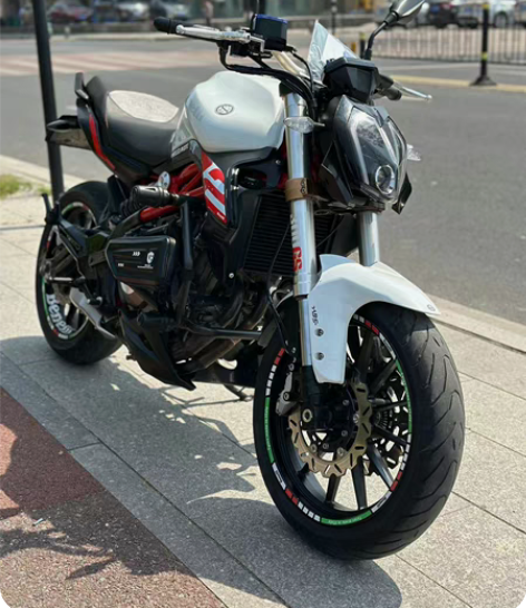 19年黄龙302s 已经上好牌。成色非常非...