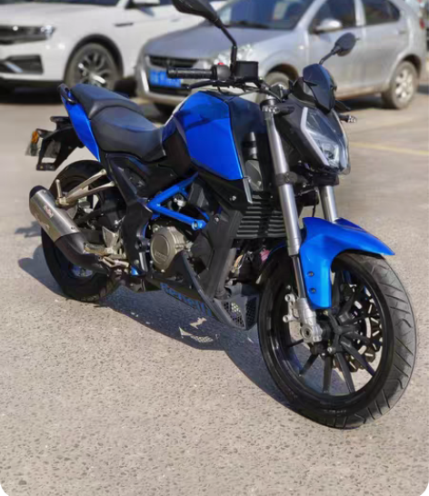 19年8月上牌贝纳利小黄龙250，国四电喷...