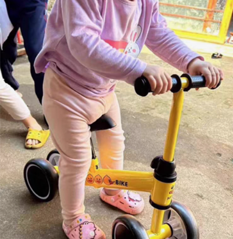 包邮（转卖）儿童平衡车1-3岁，包邮全新的...