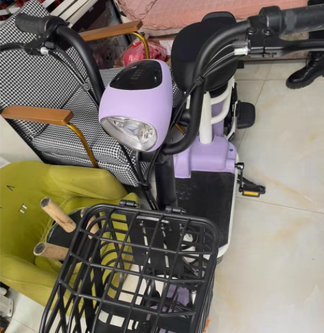 雅迪电动车 感兴趣的话点“我想要”和我私聊...