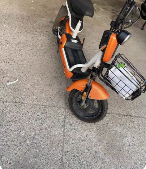 小刀电动车 仅支持自提 搬家了 闲置出 车...