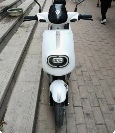 深圳九成全新二手电动车48v60-72伏可...