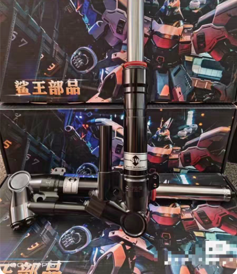 小牛n系原装尾灯 上车半年,不可小刀,不包...