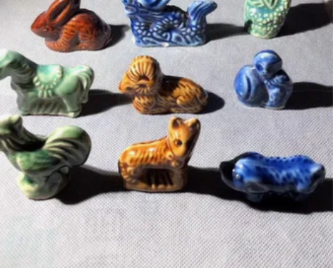 釉瓷，十二生肖。十二生肖摆件，八九十年代。...