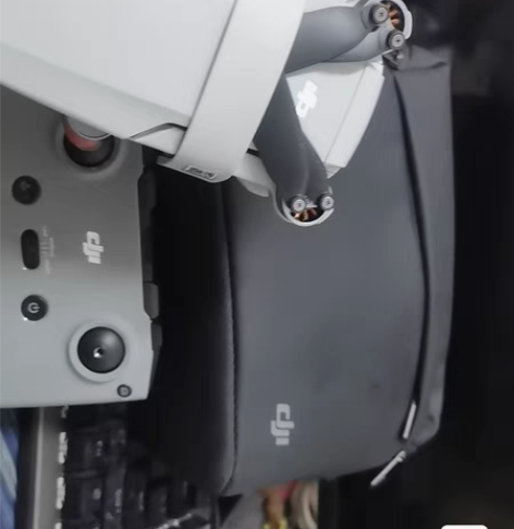 大疆mini2 ，买的畅飞套装，箱说都在。...