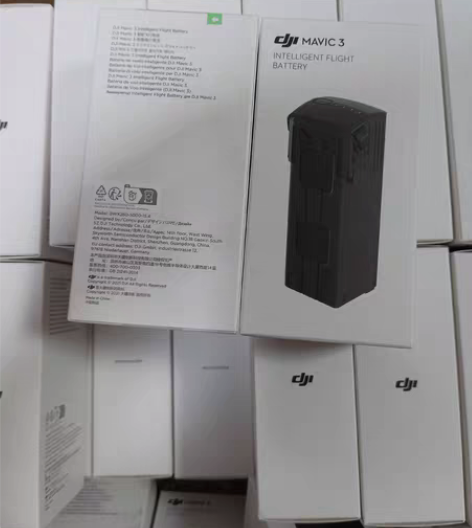 包邮原装正品，全新未拆封未激活的，dji大...