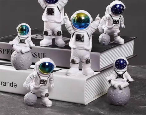 包邮店不开了，还剩50套小宇航员摆件小太空...