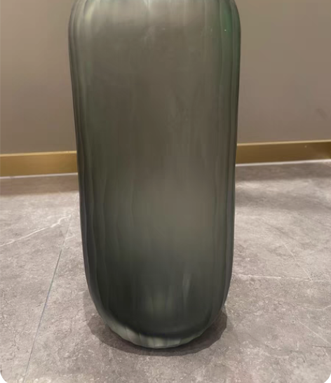 琉璃玻璃花瓶 全新无瑕 简约 磨砂质感波纹...